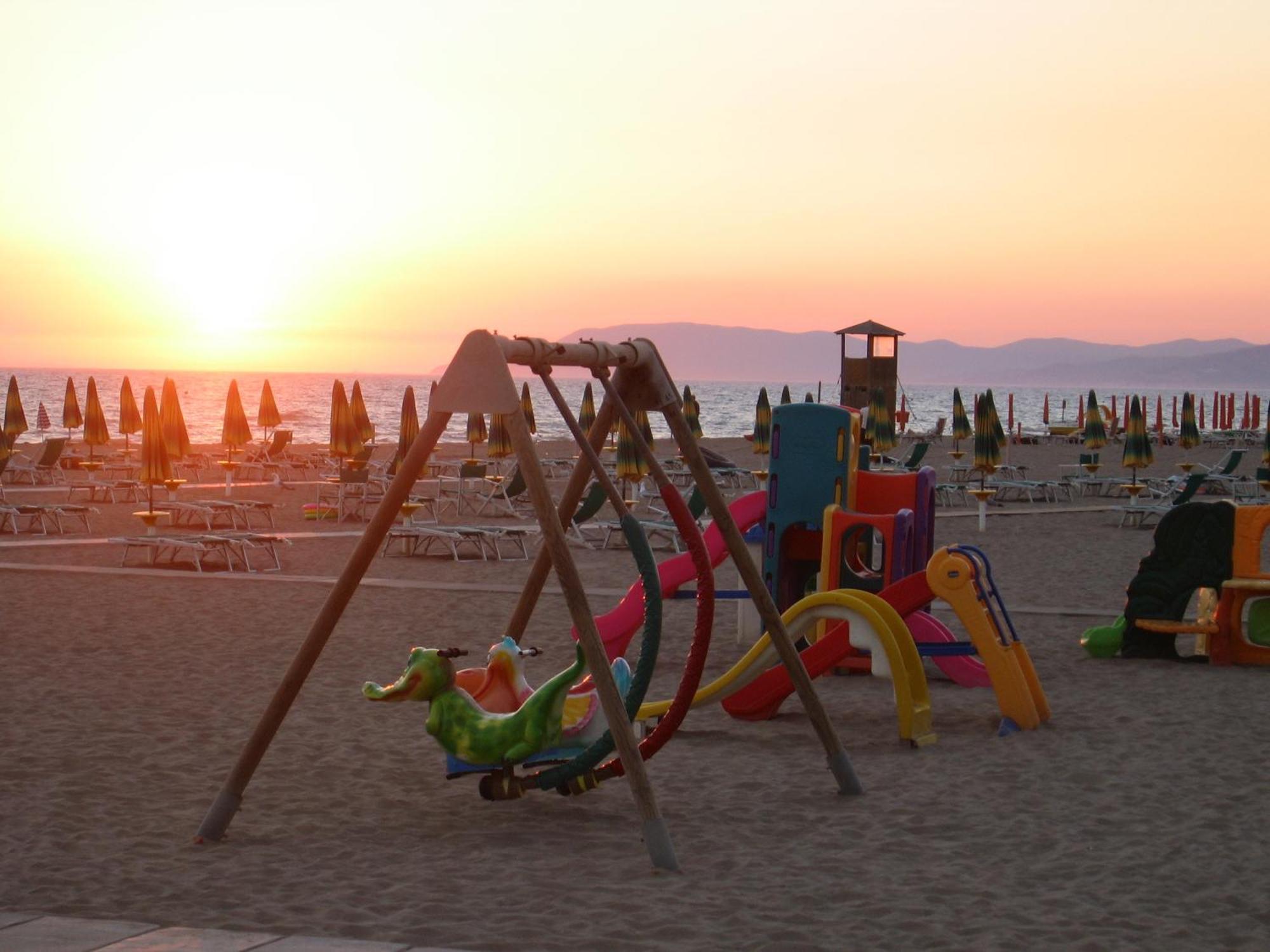 Residence Delle Nazioni Principina a Mare Buitenkant foto