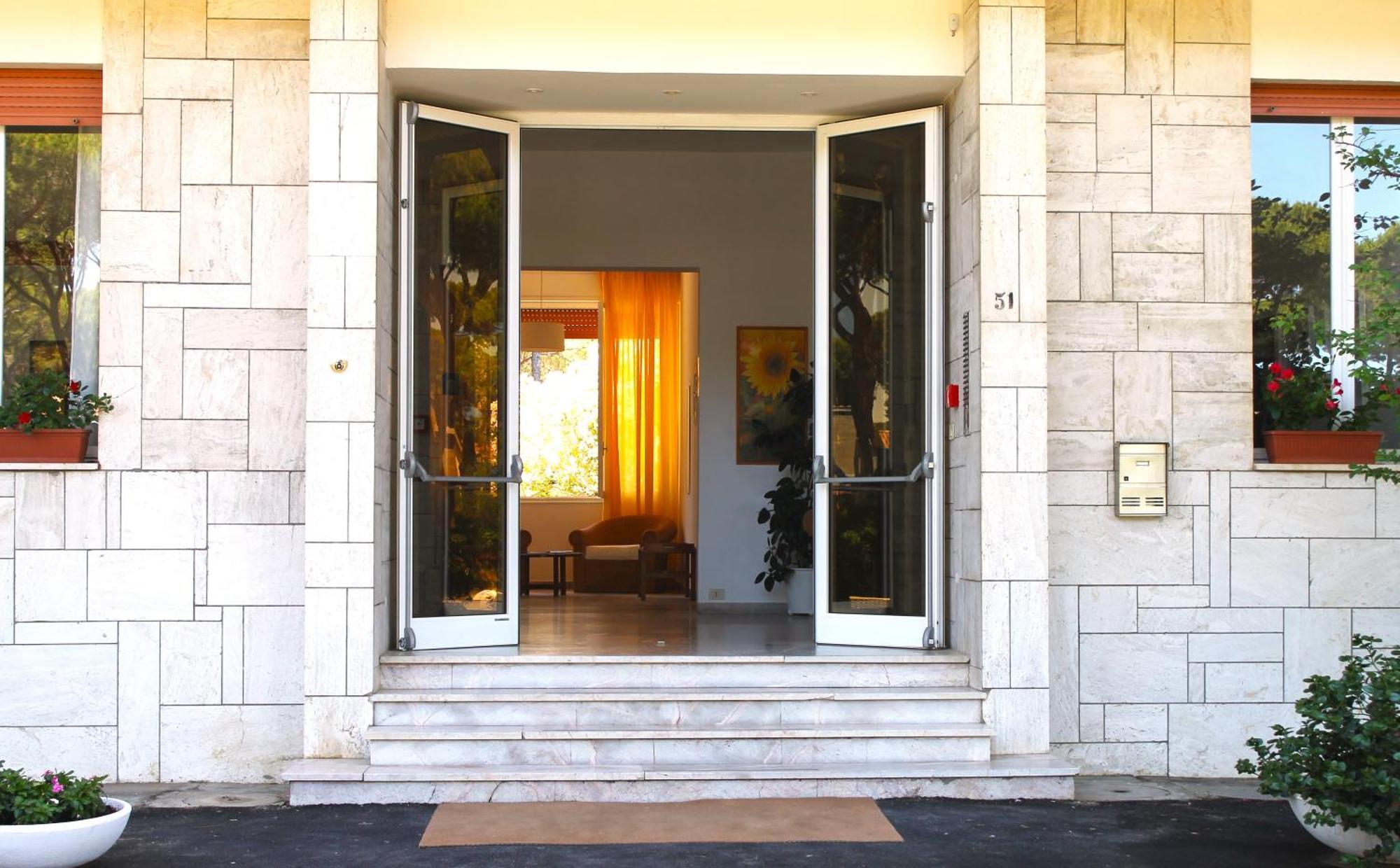 Residence Delle Nazioni Principina a Mare Buitenkant foto