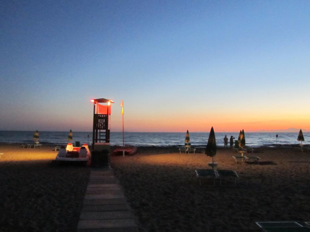 Residence Delle Nazioni Principina a Mare Buitenkant foto